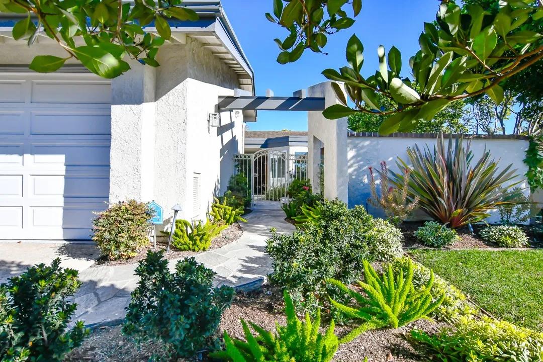 26 Shoal Drive, Corona Del Mar Ca 92625 | All Other Attached 2