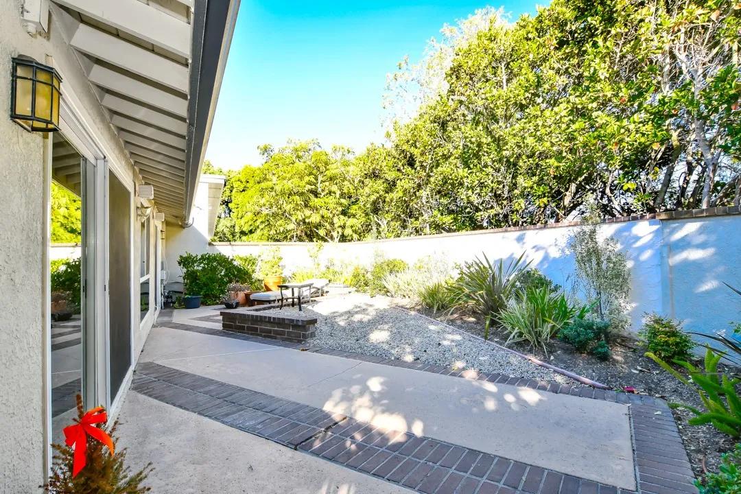 26 Shoal Drive, Corona Del Mar Ca 92625 | All Other Attached 31