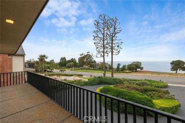 1704 Paseo Del Mar, Palos Verdes Peninsula Ca 90274 | Detached 21