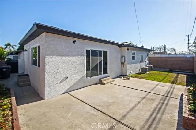 2125 Vuelta Grande Avenue, Long Beach Ca 90815 | Detached 25