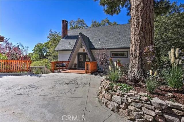 27501 Alpen Drive, Lake Arrowhead Ca 92352 | Detached 25