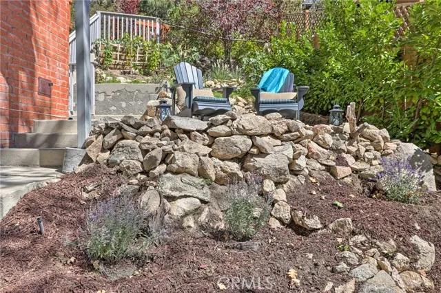 27501 Alpen Drive, Lake Arrowhead Ca 92352 | Detached 24