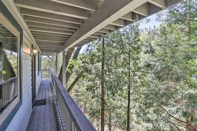 27501 Alpen Drive, Lake Arrowhead Ca 92352 | Detached 30