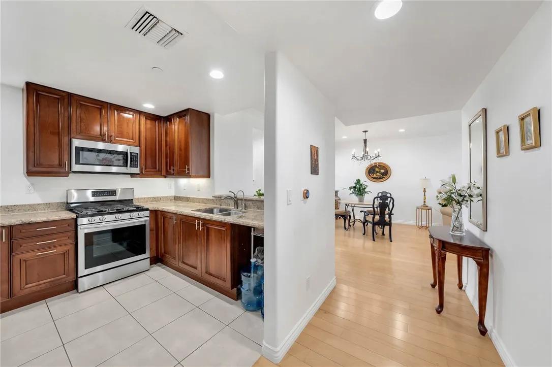 549 E Palm Avenue # 303, Burbank Ca 91501 | All Other Attached 10