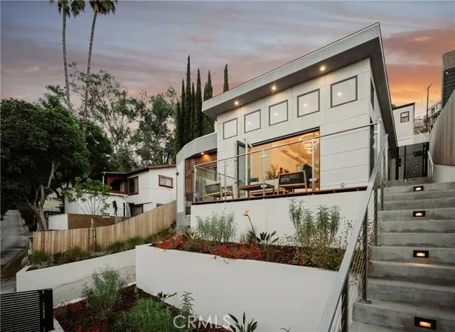 443 W Avenue 37, Los Angeles Ca 90065 | Detached 1