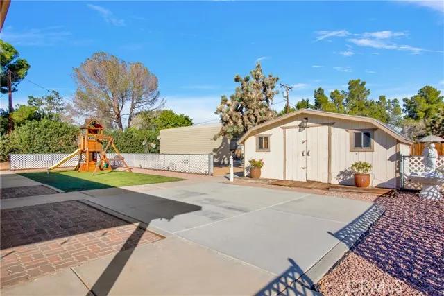 20782 Eyota Road, Apple Valley Ca 92308 | Detached 37