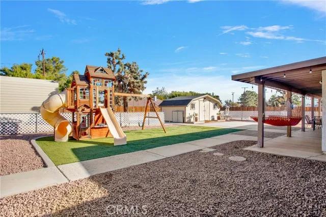 20782 Eyota Road, Apple Valley Ca 92308 | Detached 38