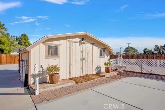 20782 Eyota Road, Apple Valley Ca 92308 | Detached 48