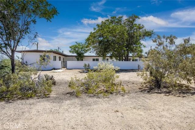 7626 Joshua View Drive, Yucca Valley Ca 92284 | Detached 50