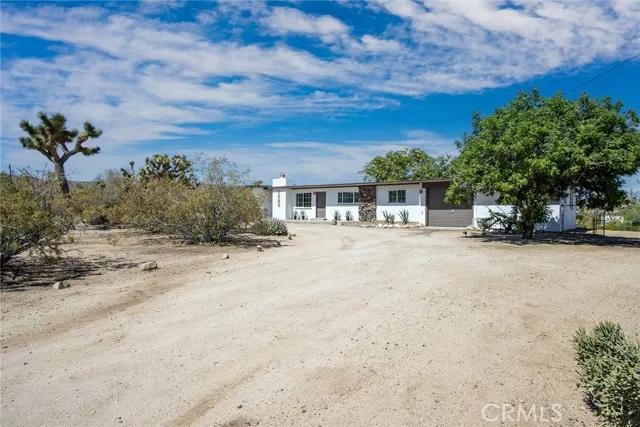 7626 Joshua View Drive, Yucca Valley Ca 92284 | Detached 49