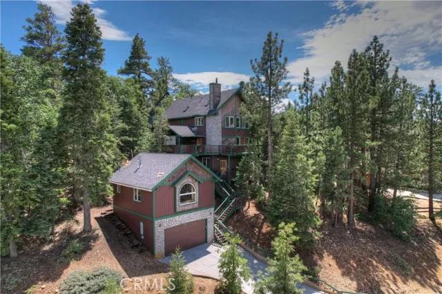 1377 La Crescenta Drive, Big Bear City Ca 92314 | Detached 49