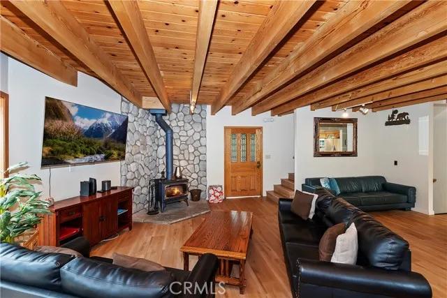 1377 La Crescenta Drive, Big Bear City Ca 92314 | Detached 10