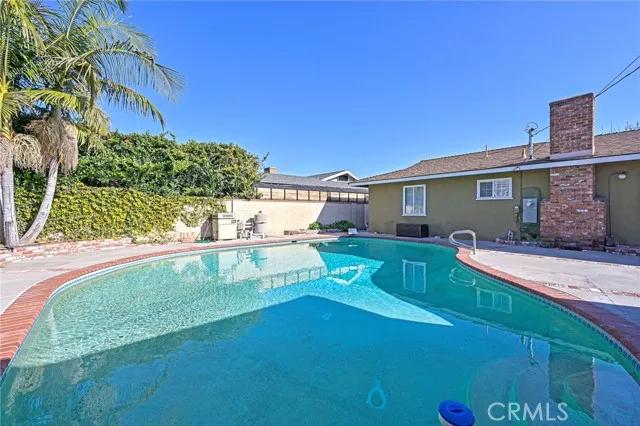 2211 Oakland Drive, La Habra Ca 90631 | Detached 14