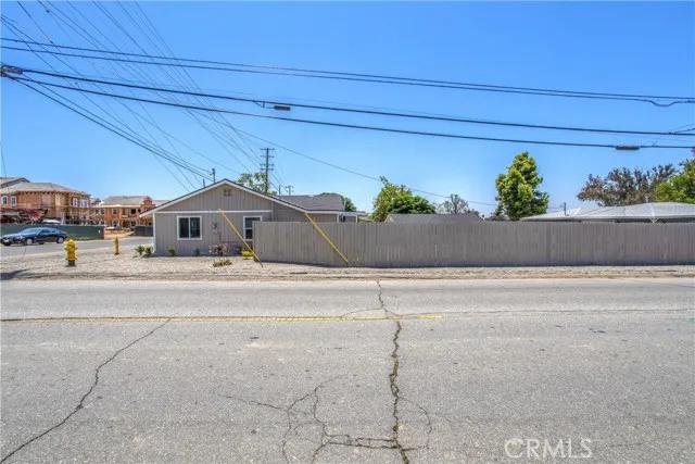 13408 4th Street, Yucaipa Ca 92399 | Detached 32