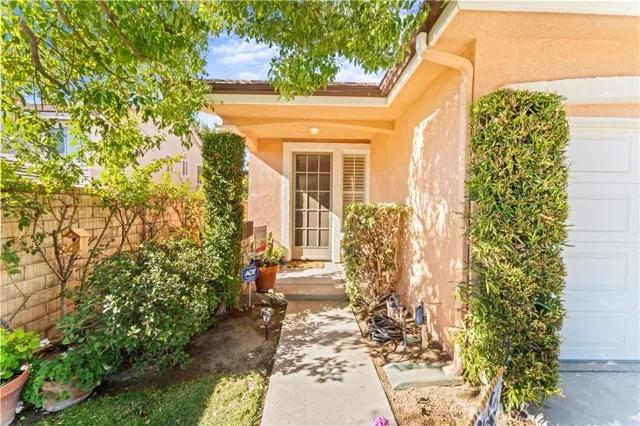 23049 Lowridge Place, Santa Clarita Ca 91390 | Detached 3