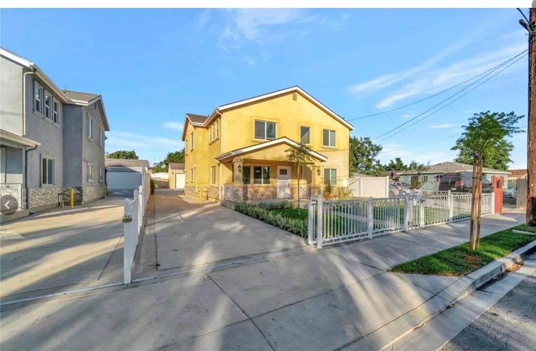 1111 N Mulberry Avenue # C, Compton Ca 90222 | Twinhome 1