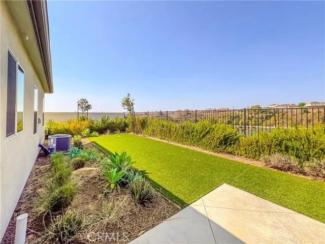 20536 Lost Creek, Riverside Ca 92507 | Detached 34