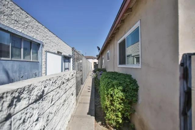 1608 N Placentia Avenue, Fullerton Ca 92831 | Multi Family 11