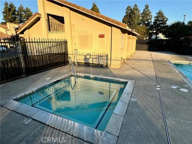 2112 Mount Vernon Drive # D, Modesto Ca 95350 | Townhouse 25