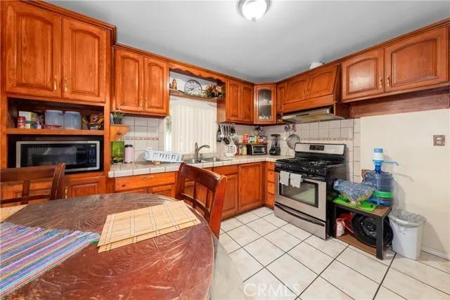 520 W Cressey Street, Compton Ca 90222 | All Other Attached 7