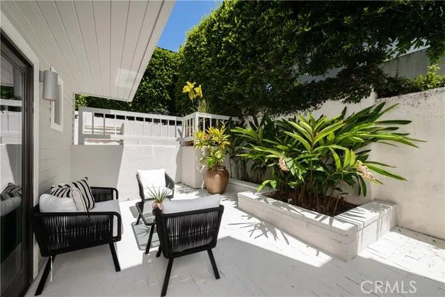 2664 Victoria Drive, Laguna Beach Ca 92651 | Detached 28