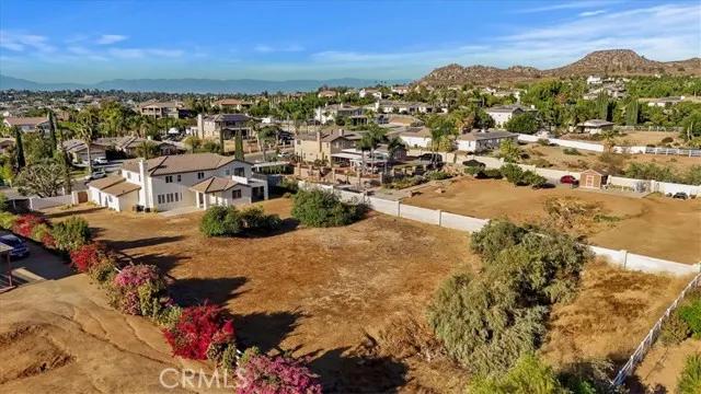 16795 Eagle Peak Road, Riverside Ca 92504 | Detached 71