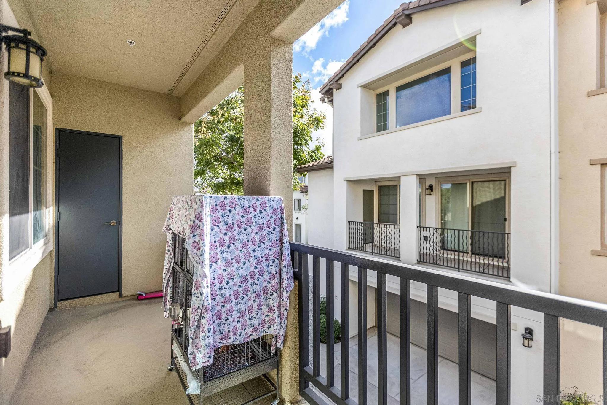 1761 Cripple Creek Dr # 1, Chula Vista Ca 91915 | Townhouse 13