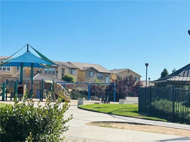 13093 Lancaster Street, Hesperia Ca 92344 | Detached 29