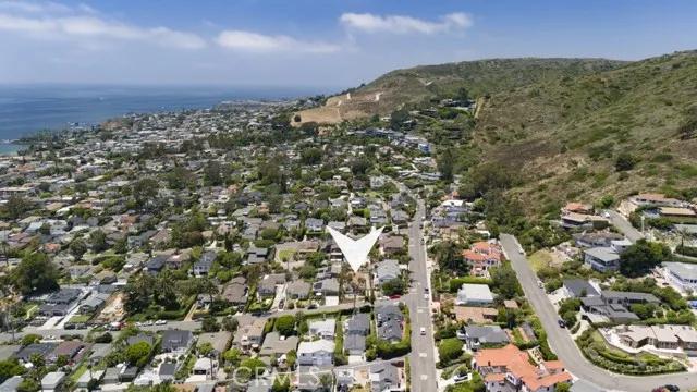 490 Aster Street, Laguna Beach Ca 92651 | Detached 48