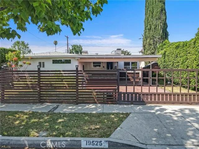 19525 Schoolcraft Street, Reseda Ca 91335 | Detached 5