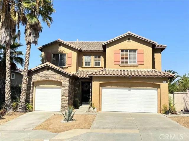 17 Via Scenica, Lake Elsinore Ca 92532 | Detached 0