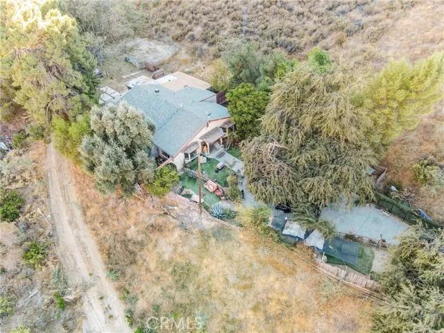 28869 Paradise Road, Castaic Ca 91384 | Detached 1