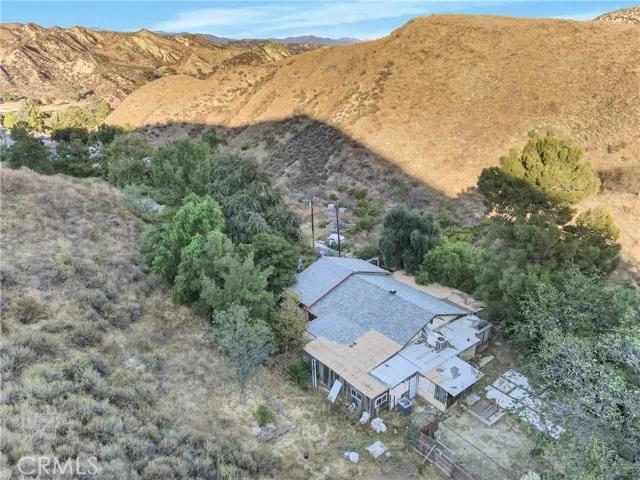 28869 Paradise Road, Castaic Ca 91384 | Detached 0