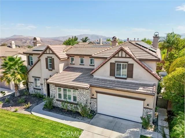 8351 Sanctuary Drive, Corona Ca 92883 | Detached 59