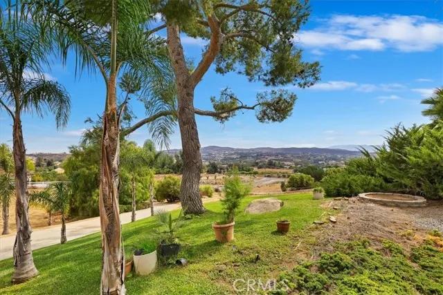 39423 Kapalua Way, Temecula Ca 92592 | Detached 16