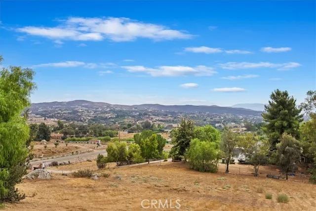 39423 Kapalua Way, Temecula Ca 92592 | Detached 61