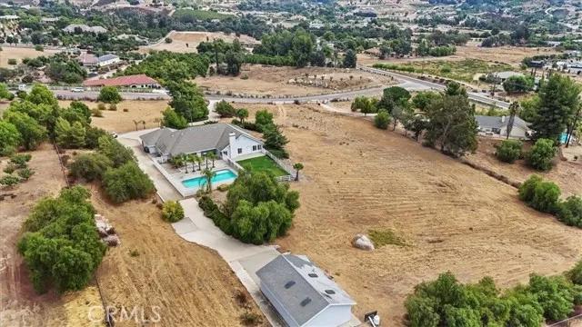 39423 Kapalua Way, Temecula Ca 92592 | Detached 9