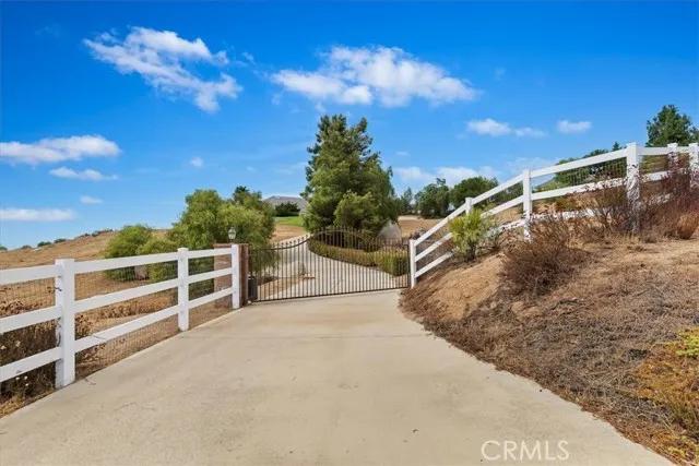 39423 Kapalua Way, Temecula Ca 92592 | Detached 13