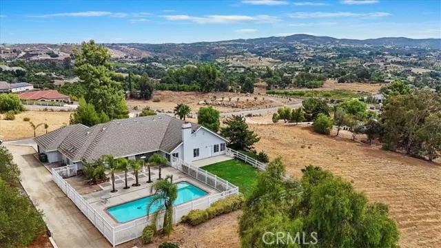 39423 Kapalua Way, Temecula Ca 92592 | Detached 65