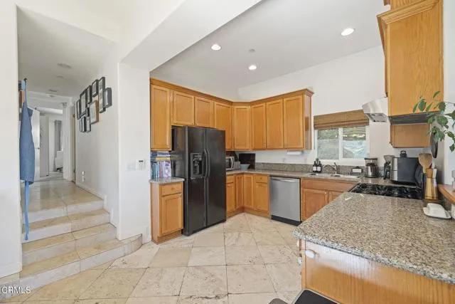 3211 Kenneth Drive, Los Angeles Ca 90032 | Detached 10