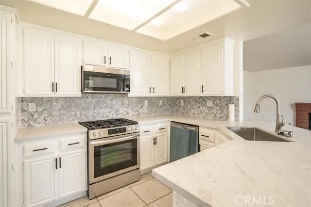 35 Kruse Street, Perris Ca 92570 | Detached 11