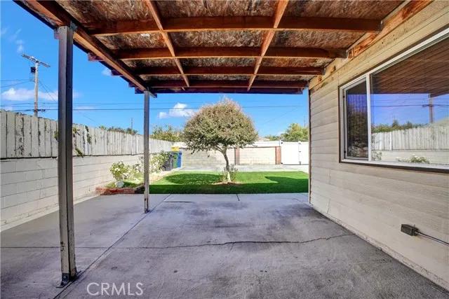 9822 Stanwin Avenue, Pacoima Ca 91331 | Detached 28