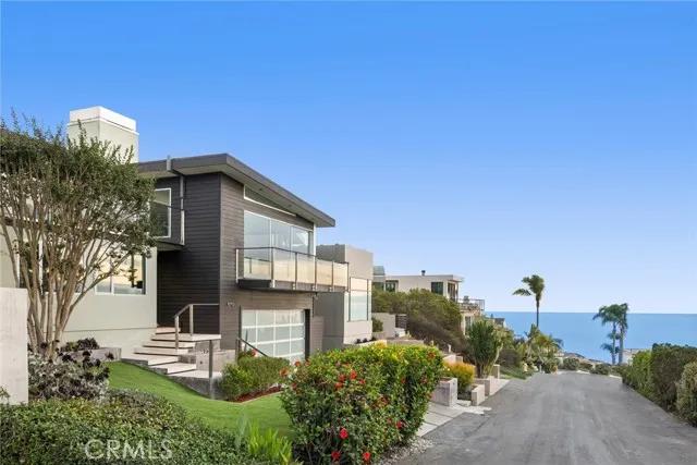 970 Baja Street, Laguna Beach Ca 92651 | Detached 25