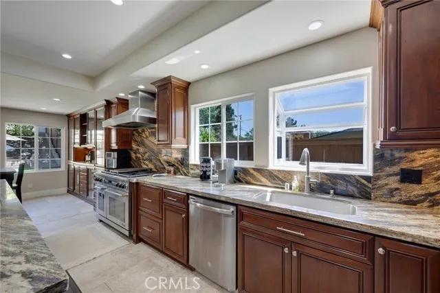 1030 Glenhaven Avenue, Fullerton Ca 92835 | Detached 19