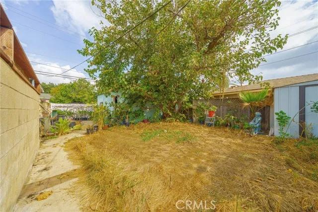 10054 Wealtha Avenue, Sun Valley Ca 91352 | Detached 11