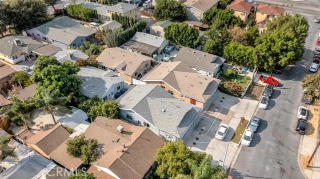 6735 Morella Avenue, North Hollywood Ca 91606 | Detached 37