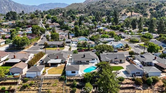 7218 Chetwood Drive, Tujunga Ca 91042 | Detached 52