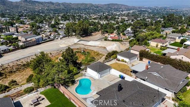 7218 Chetwood Drive, Tujunga Ca 91042 | Detached 53