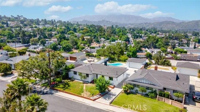 7218 Chetwood Drive, Tujunga Ca 91042 | Detached 34