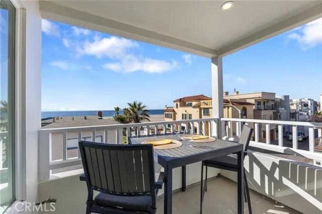 18 5th Street, Hermosa Beach Ca 90254 | Detached 26